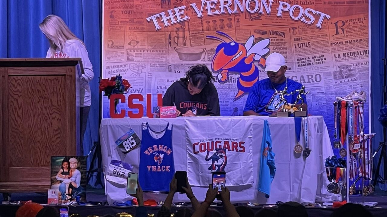 VHS’s Corissa Peterson signs track and field scholarship with Columbus State University 